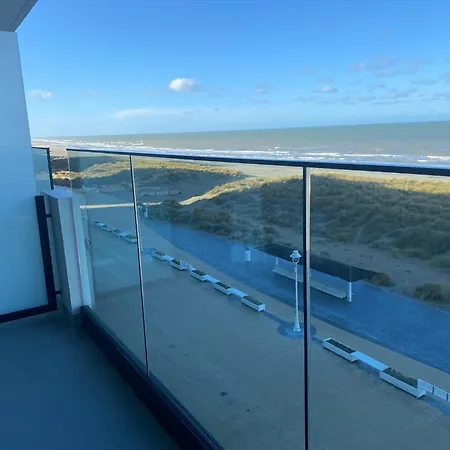 Apartment Maya 801 With Frontal Sea View