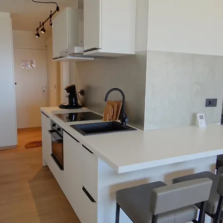 Apartment Maya 801 With Frontal Sea View *