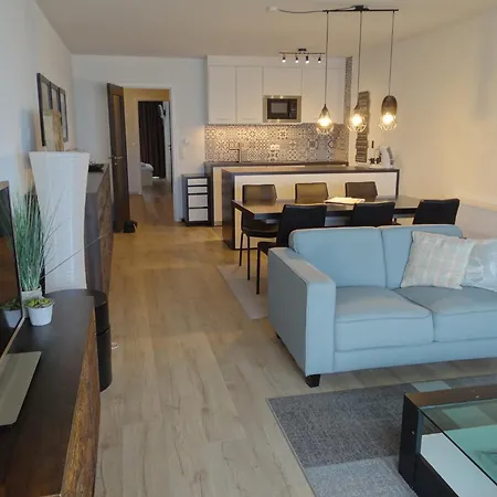 In Near The Nieuwpoort