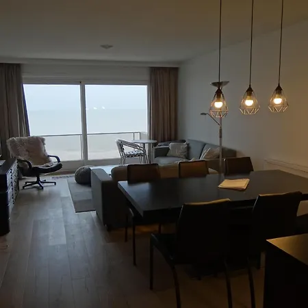 Apartment Maya 801 With Frontal Sea View Nieuwpoort